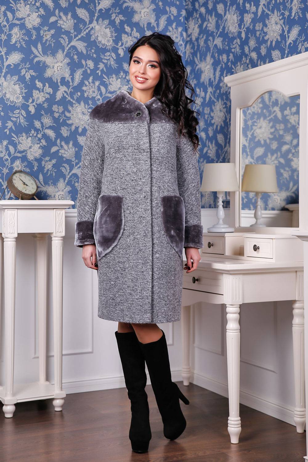 

Пальто П-1090 Bouclet Alpaca AGU+и/м Тон 105 44