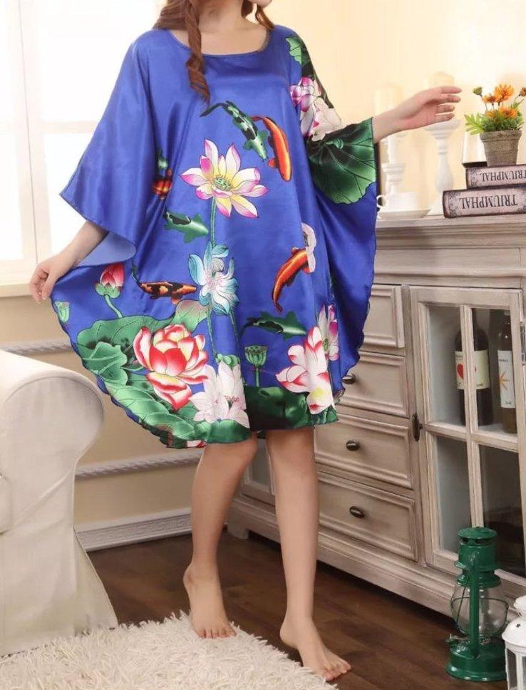 

Туника шелковая атласная  синяя с принтом, Туника шелковая атласная One Size синяя с принтом