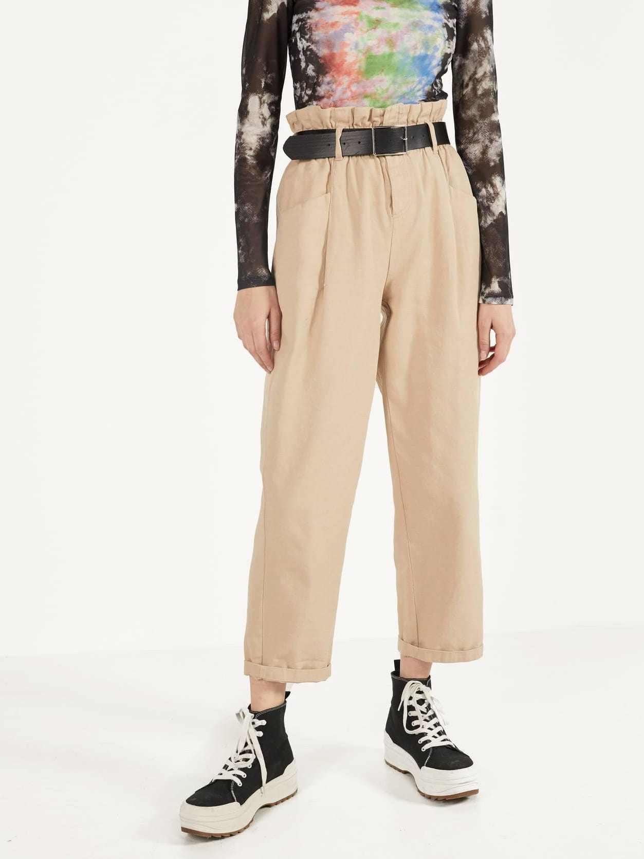 

Брюки Bershka XAZ262140TKNH  Бежевые, Брюки Bershka XAZ262140TKNH 36 Бежевые