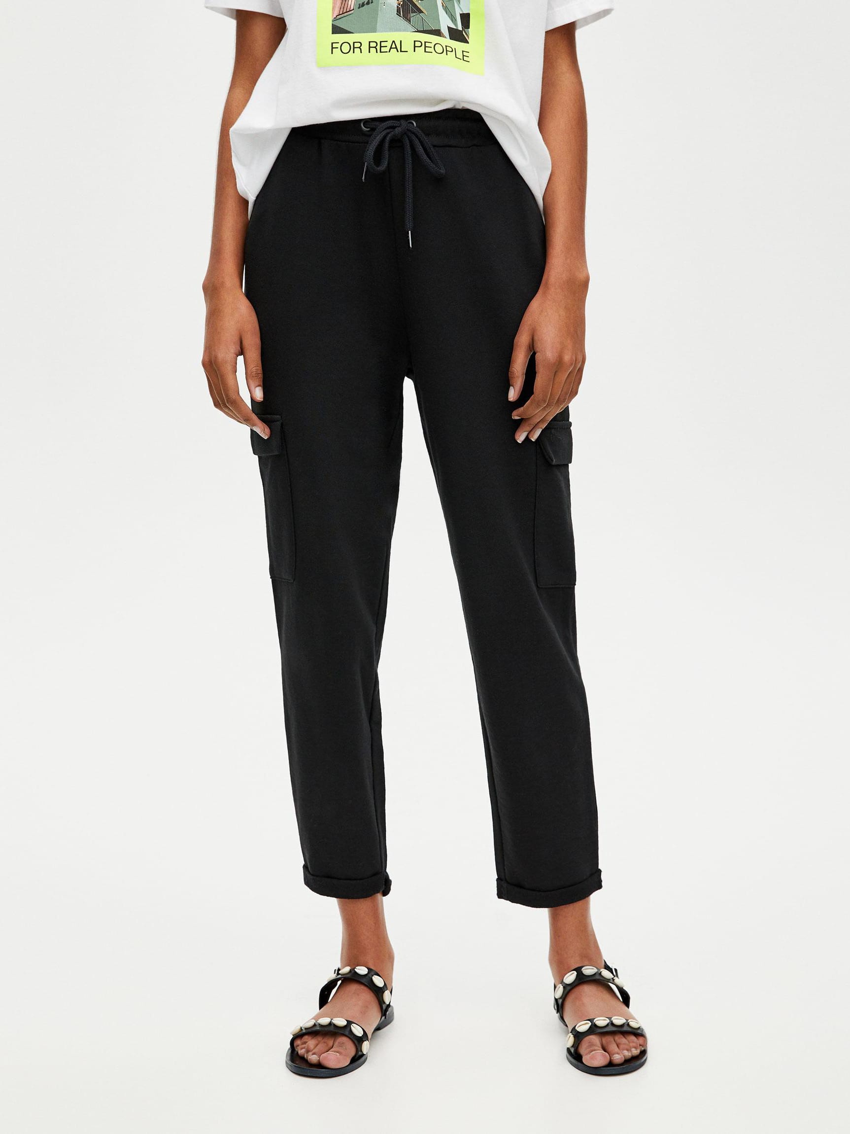 

Брюки Pull & Bear XAZ260248RXTO XS Черные