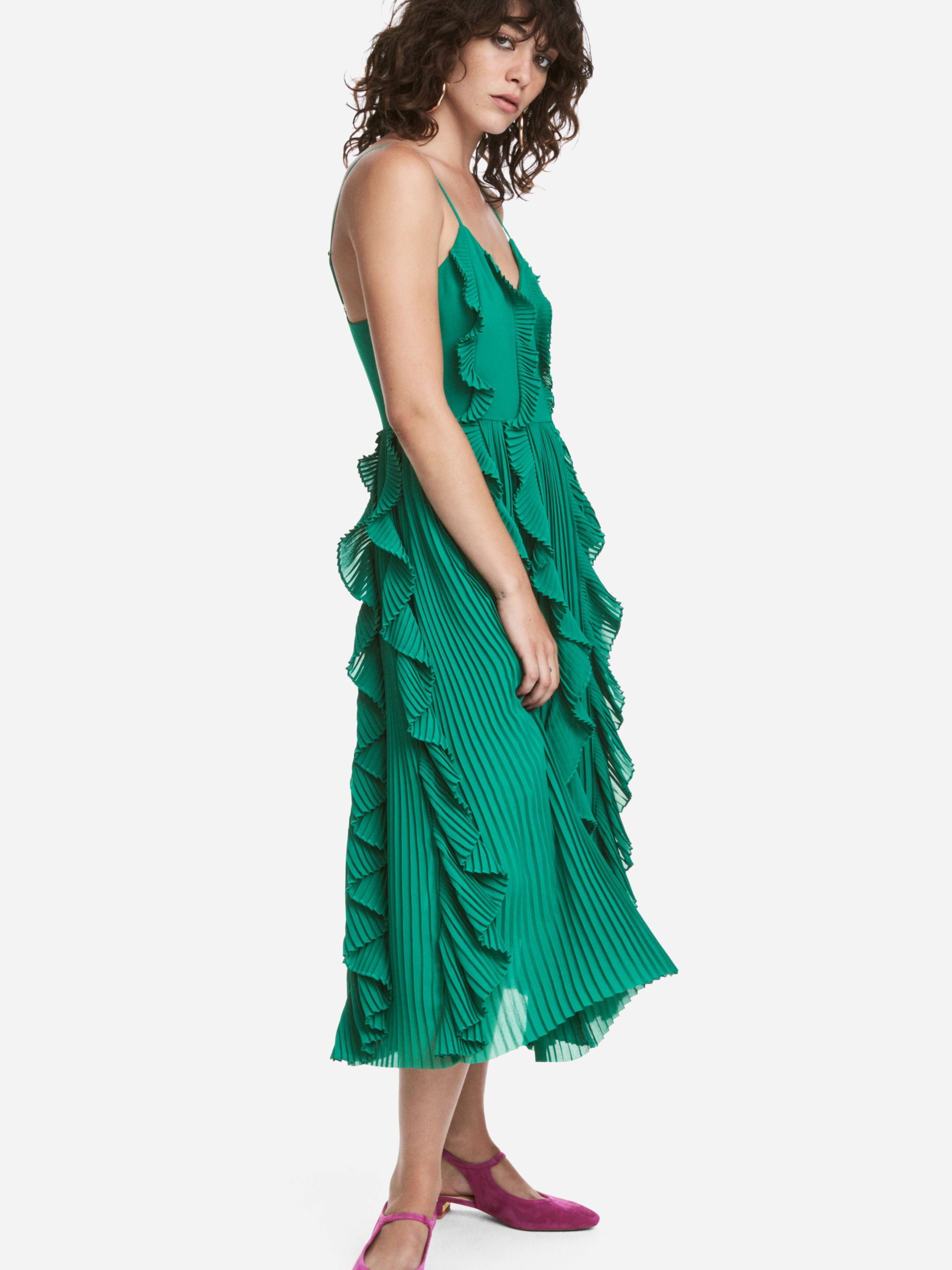 

Платье H&M XAZ101408TLFC 38 Зеленое
