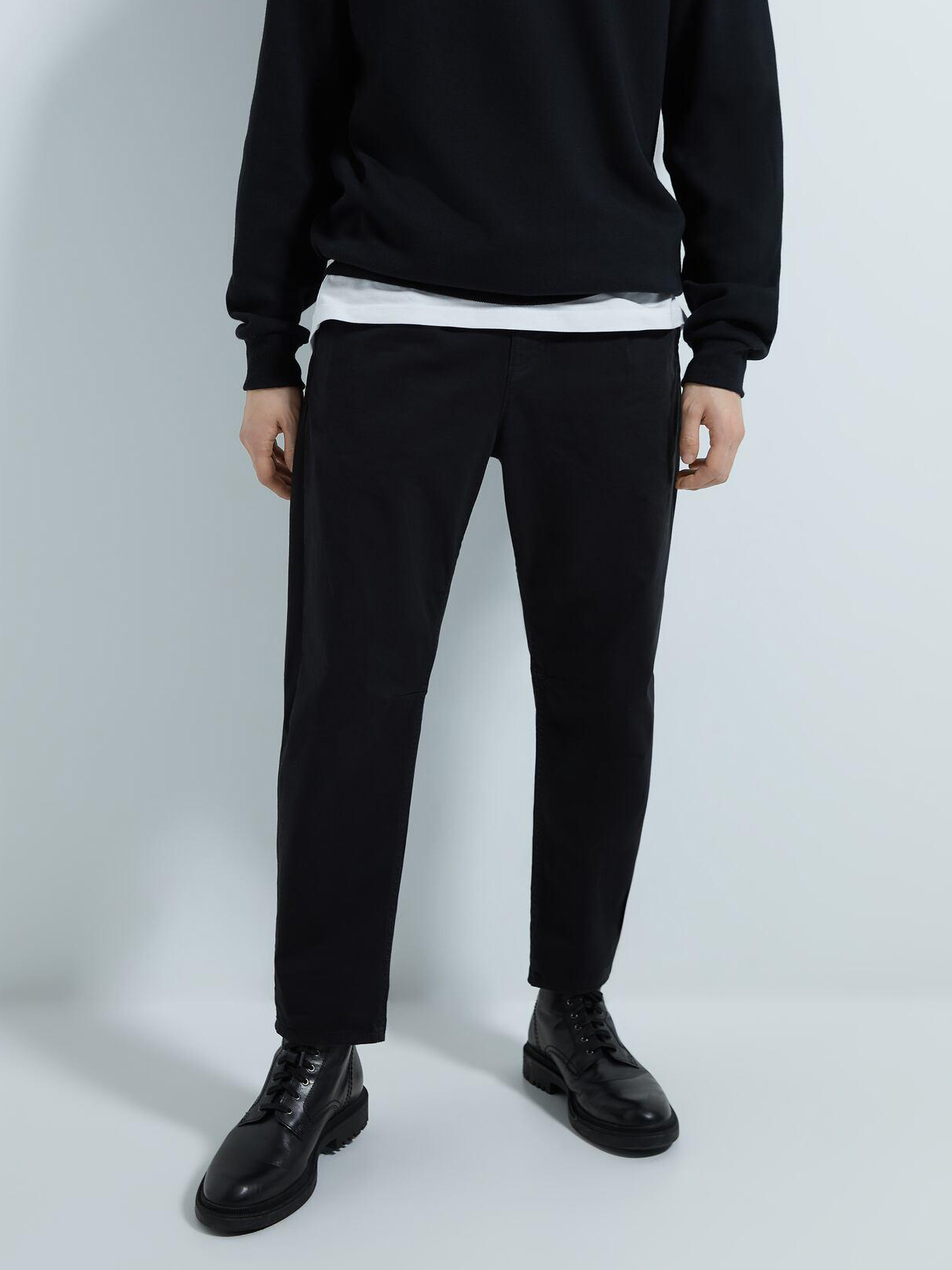 

Брюки Zara XAZ244644XTAQ 44 Черные
