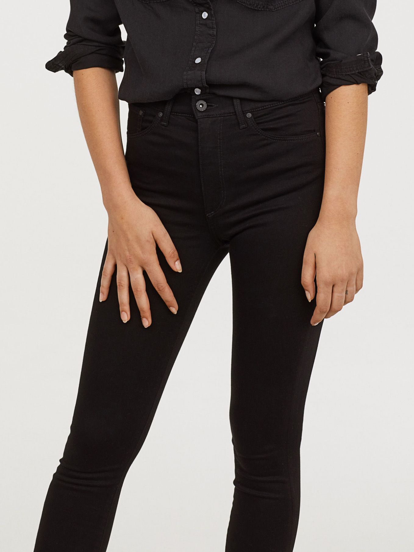 

Джинсы H&M 0399201_02 W24L30 Черные