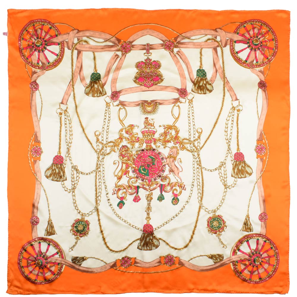 

Платок шелковый с золотой печатью 105х107 см лев и единорог, кайма оранжевая, молочный (59501.028)