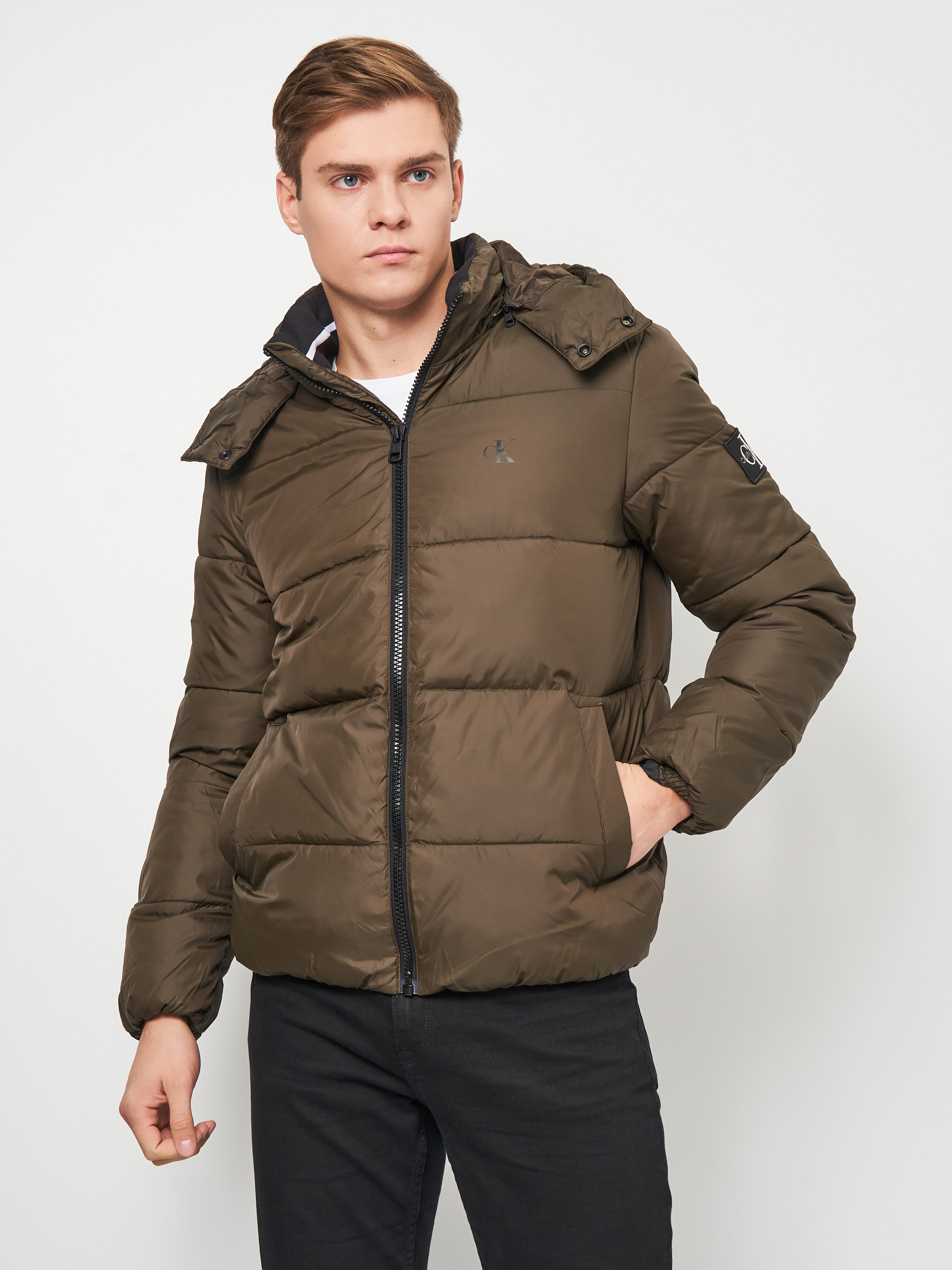 

Пуховик Calvin Klein Jeans Essentials Non Down Jacket J30J319057-LBL  Black Olive, Пуховик Calvin Klein Jeans Essentials Non Down Jacket J30J319057-LBL L Black Olive