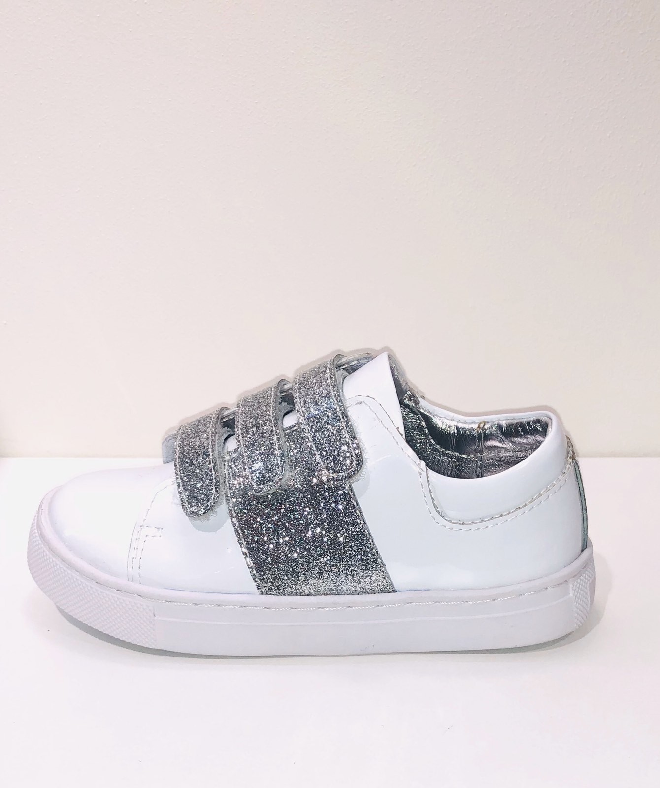 

Кеды для девочек EVIE shoes Saba Sparkles 32 Белые (122-21L 32)