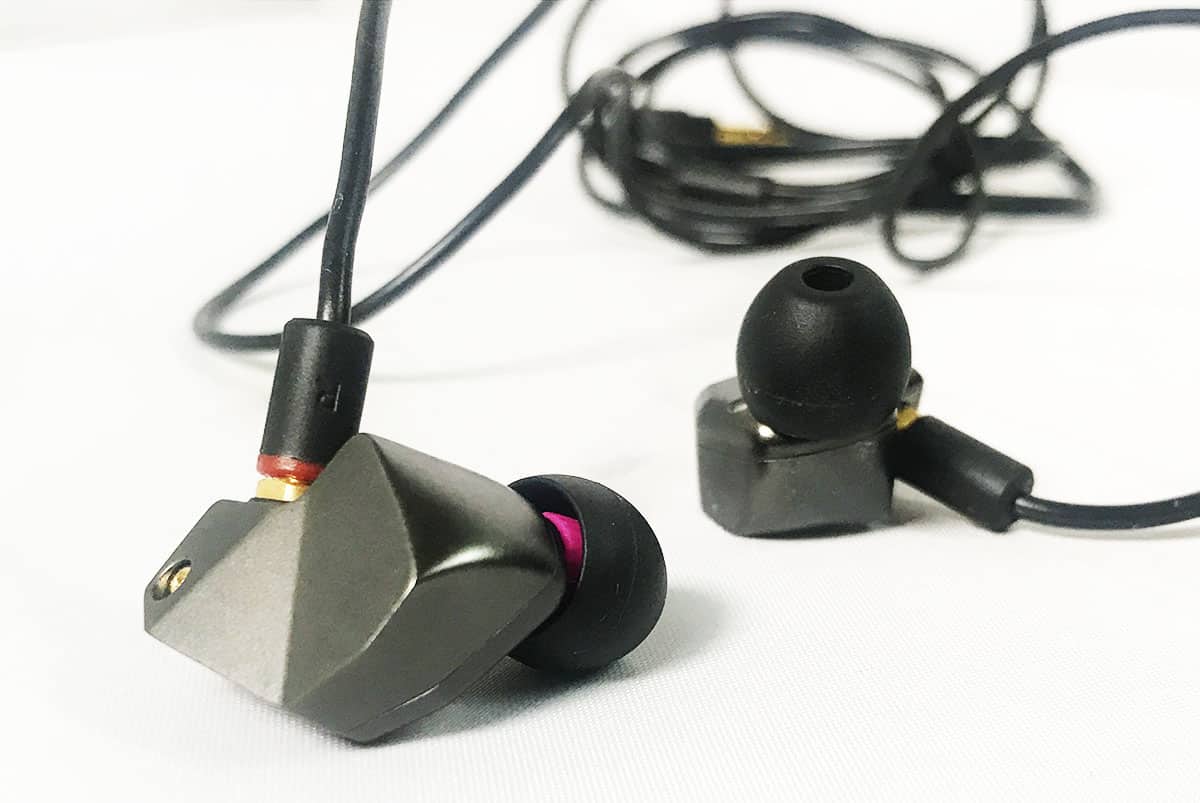 

Наушники Final Audio B2