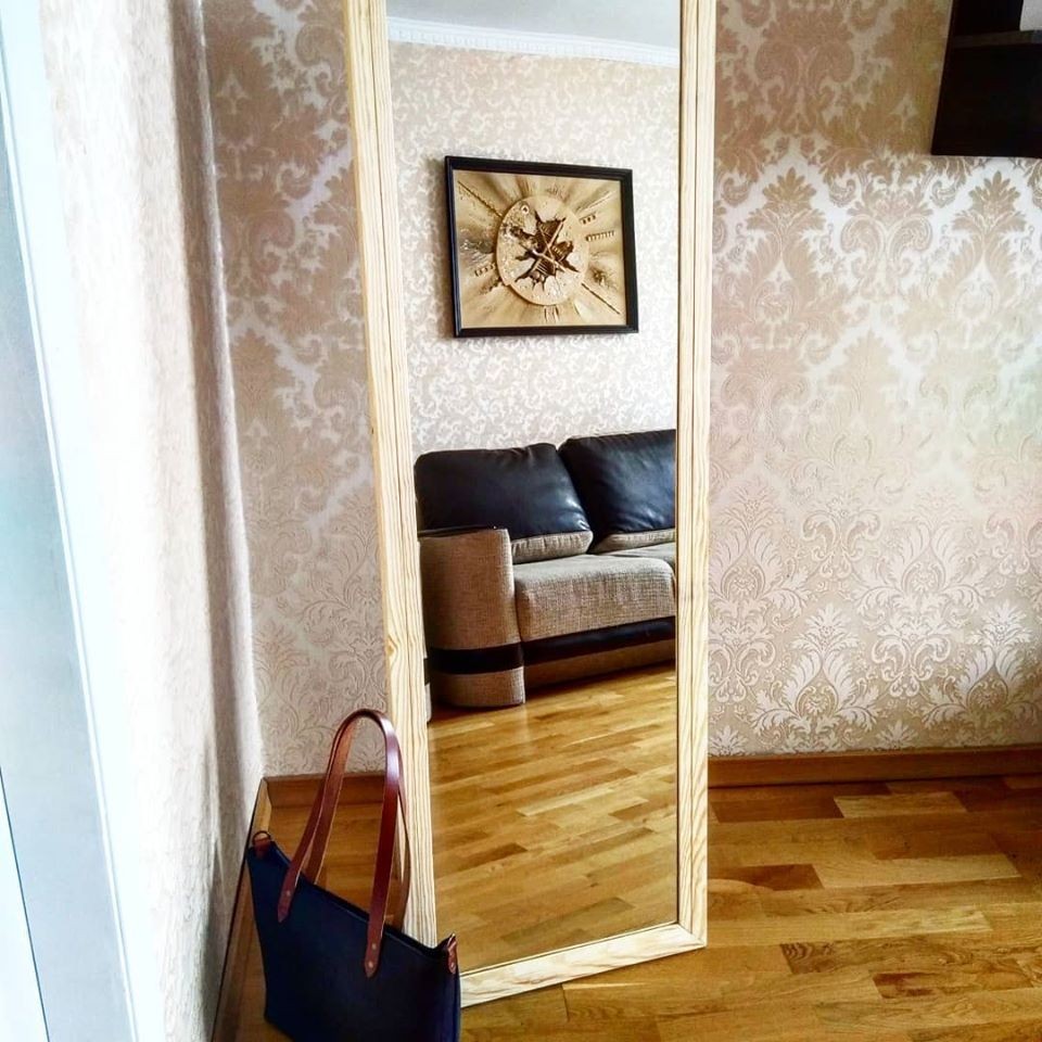 

Зеркало напольное в деревянной раме HWM 150 см х 50 см натуральный