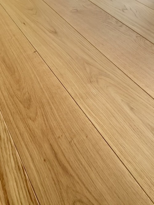 

Паркетная доска Calvado Чистый Дуб 11x90x540/1080 мм Класс AB Rustic (PN-EN 13226)