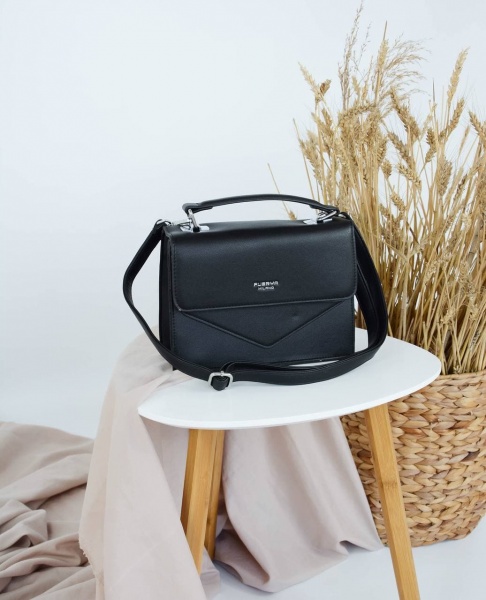 

Сумка №-698 черный, размер 23*17*9