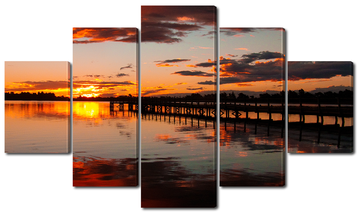 

Модульная картина Interno Эко кожа Озеро в сумерках 123х69см