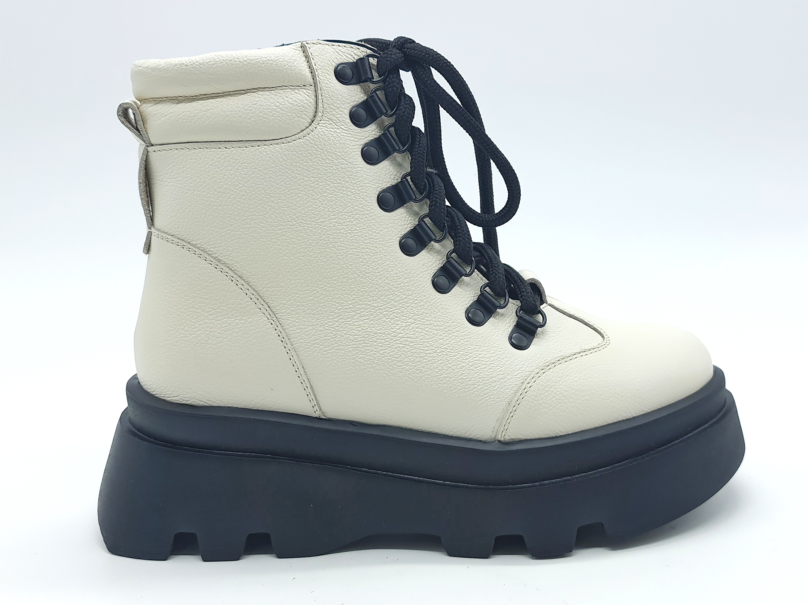 

Жіночі черевики Foot Step зимові бежеві шкіряні FS-19-7 260 мм 40(р)
