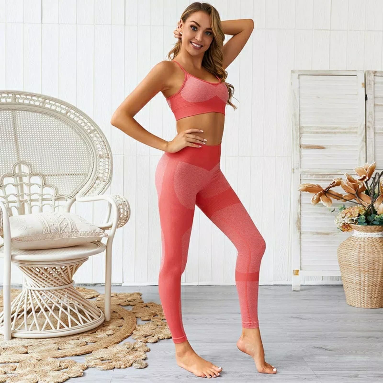 

Женский костюм для фитнеса Whatiwear розовый  (1235-pink, Женский костюм для фитнеса Whatiwear розовый S (1235-pink-S)