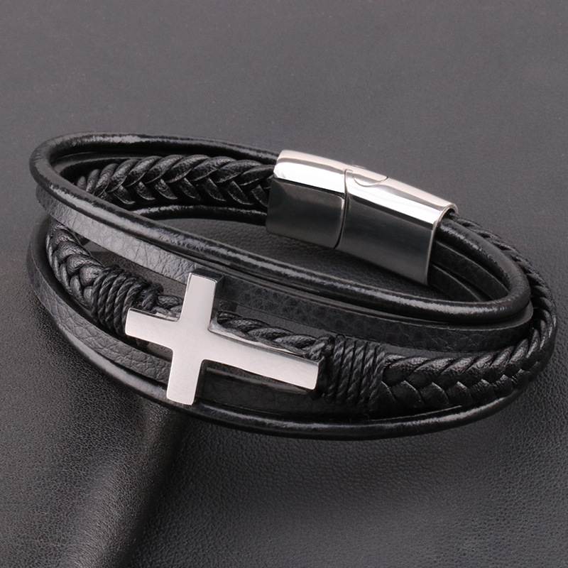 

Женский кожаный браслет BroBand Cross черный c серебряной вставкой 22см (BB-CROSS-BLACK-SILVER-22-W)