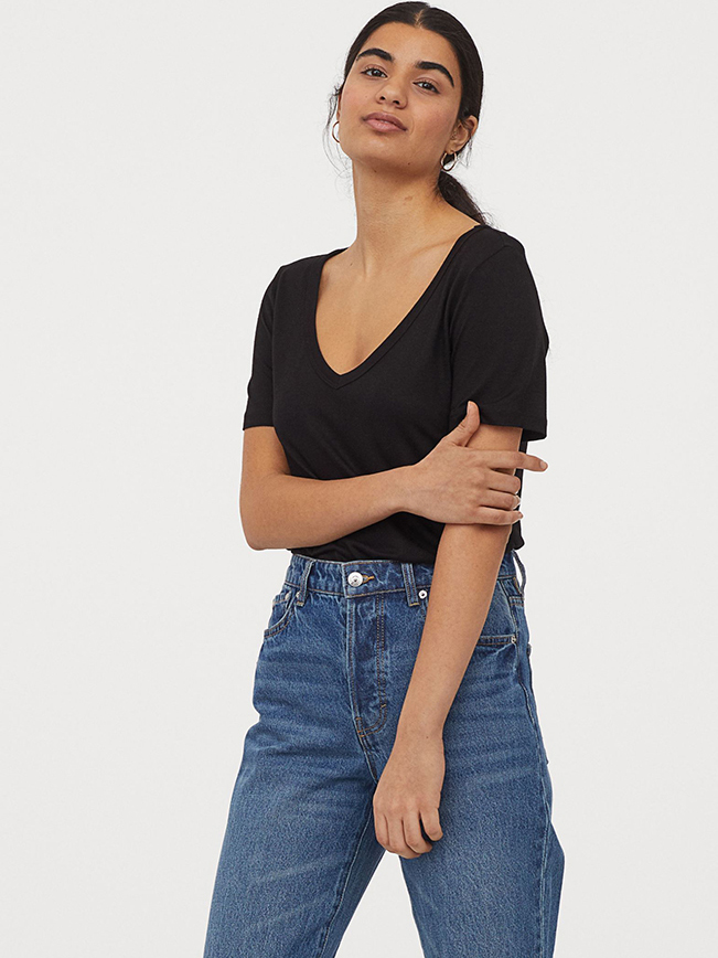 

Футболка H& 0767032_ч_01  Черная, Футболка H&M 0767032_ч_01 M Черная