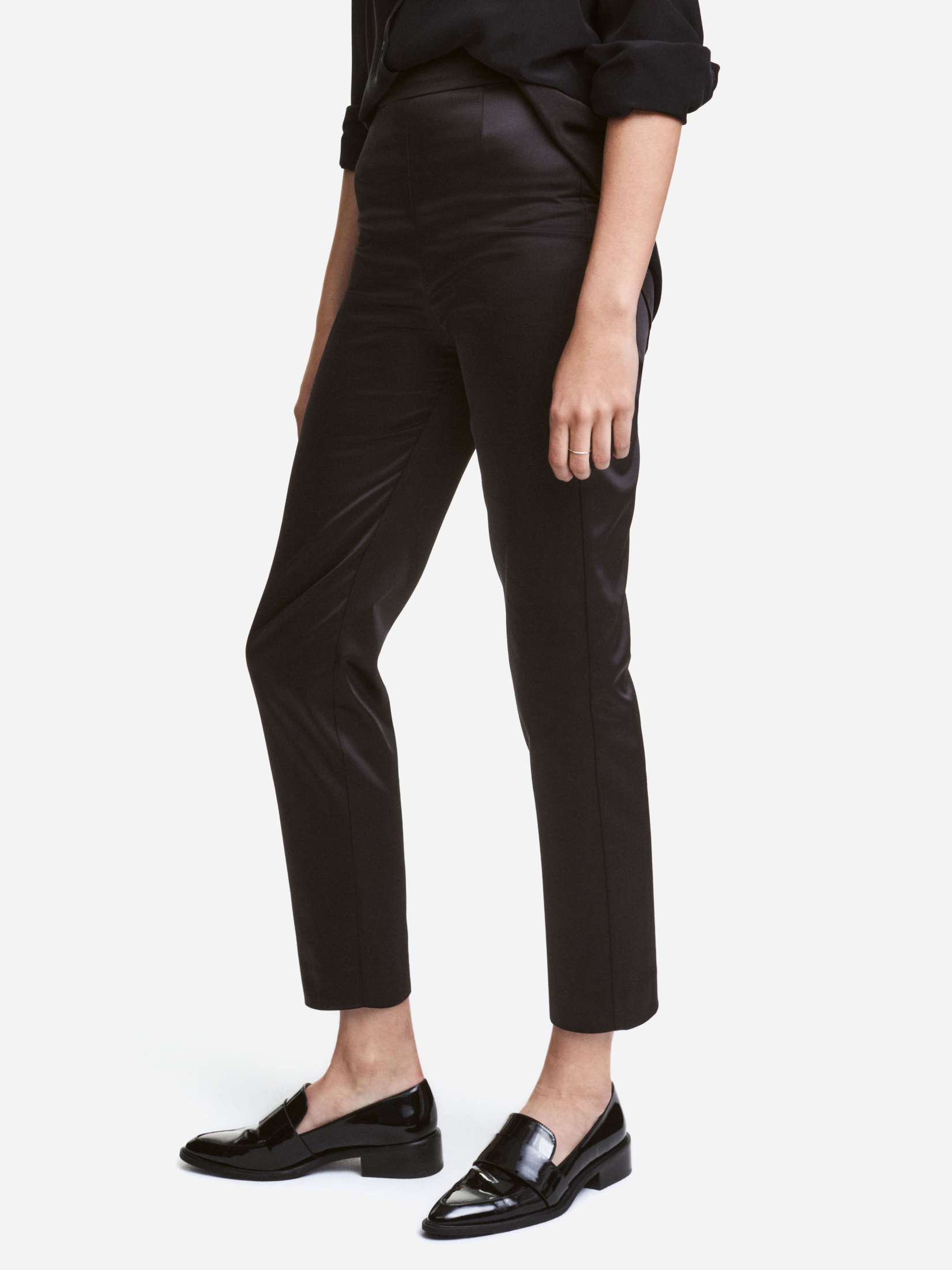 

Брюки H&M XAZ129568QVPG  Черные, Брюки H&M XAZ129568QVPG 42 Черные