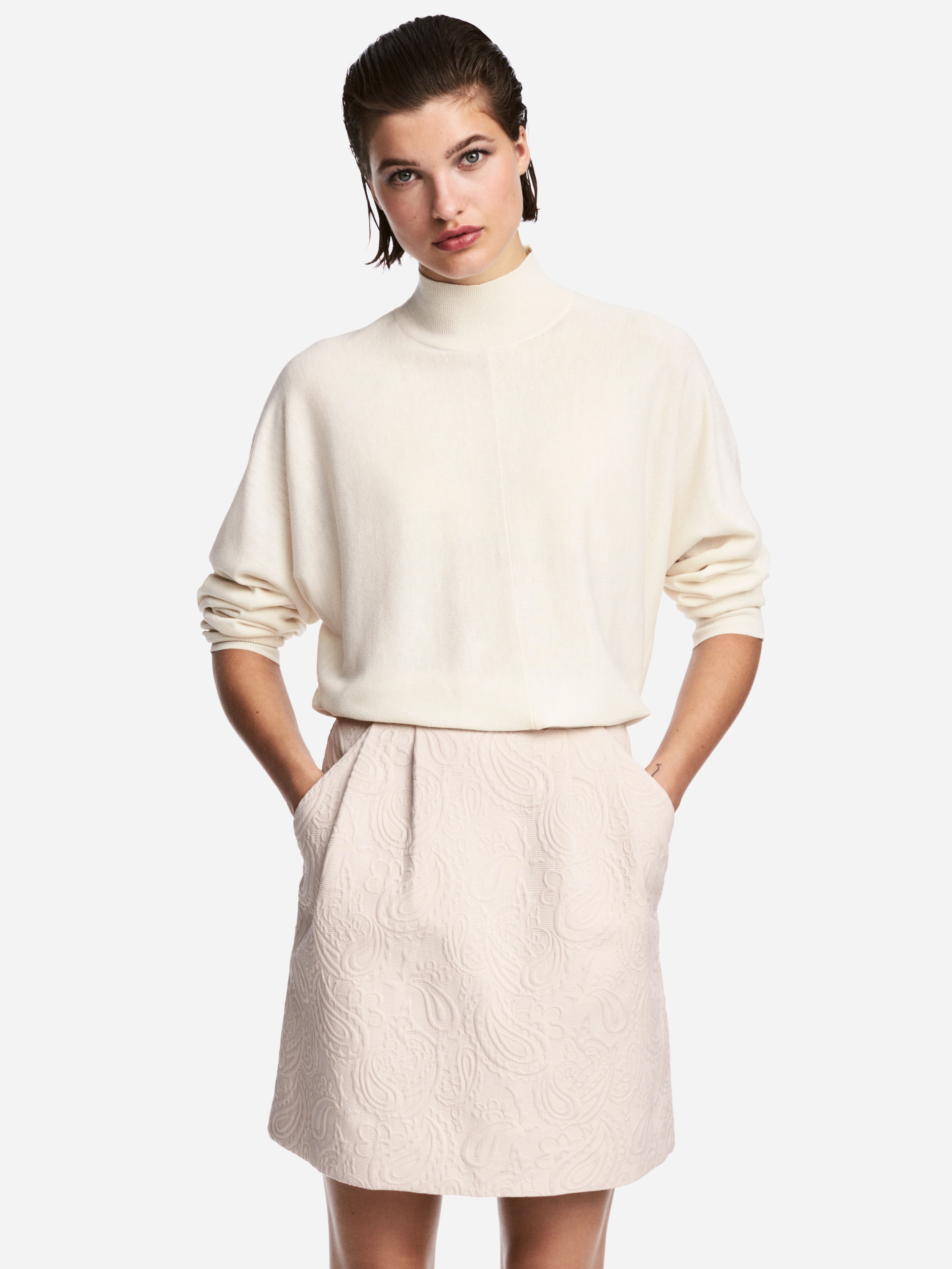 

Юбка H&M XAZ127389JYXV  Светло-бежевая, Юбка H&M XAZ127389JYXV 46 Светло-бежевая