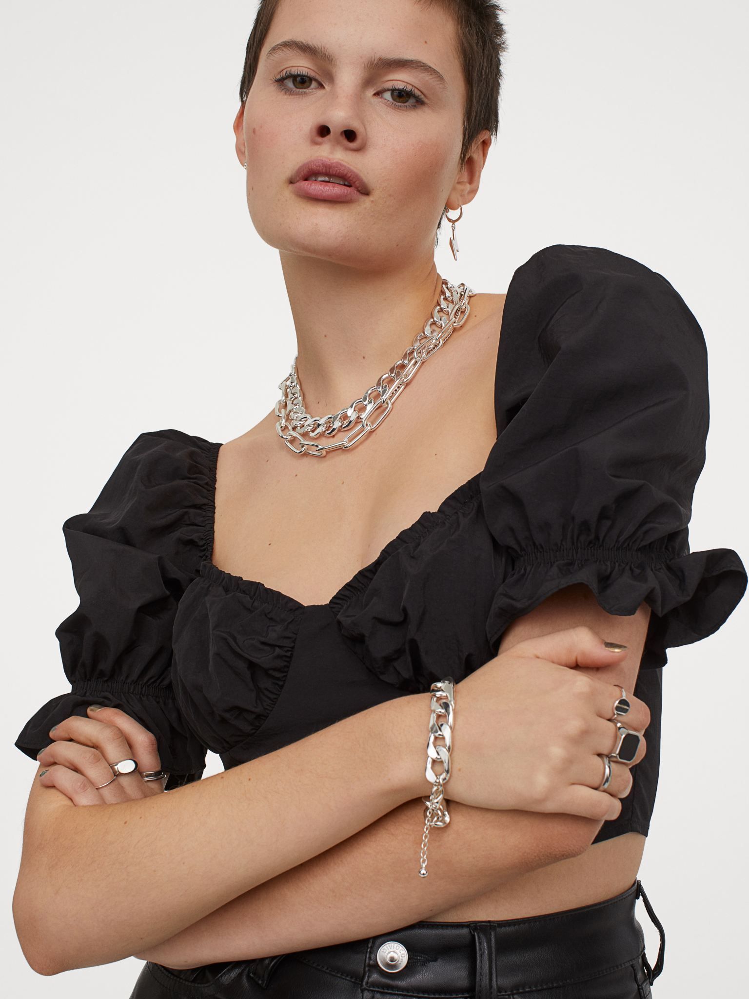

Топ H&M 933675001b24  Черный, Топ H&M 933675001b24 34 Черный