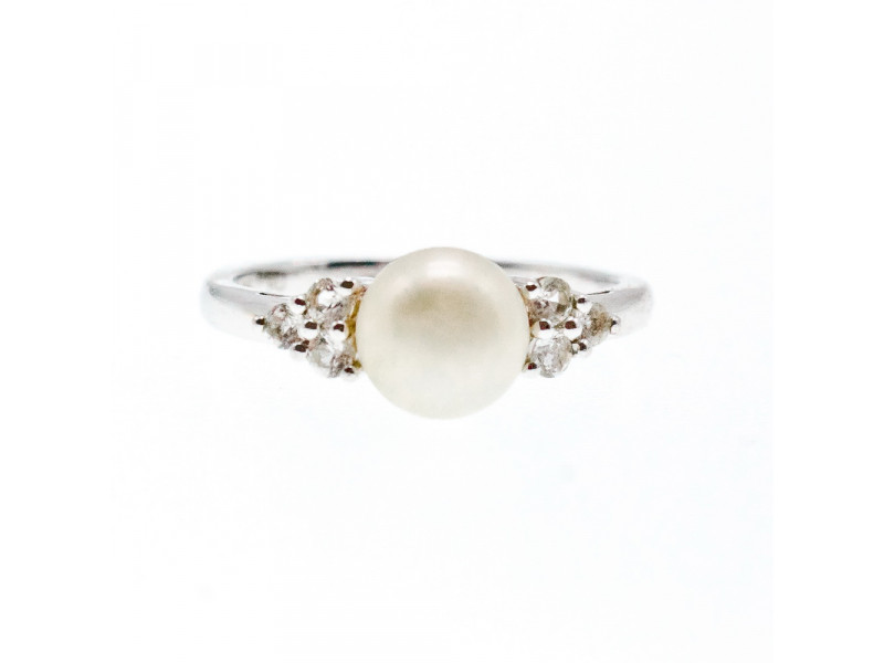 

Серебряное кольцо с жемчугом и фианитом Sky Jewelry 003355