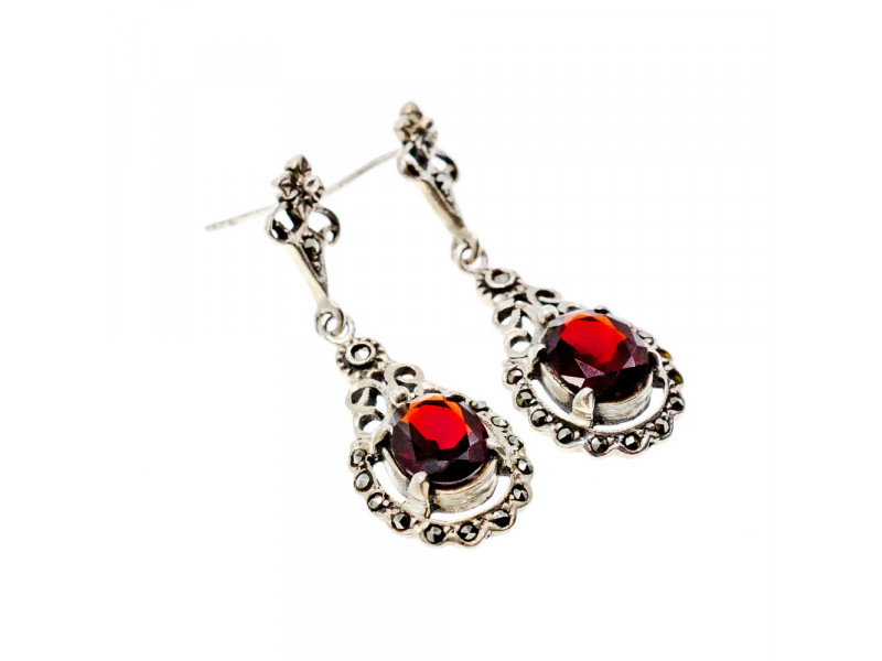 

Серебряные серьги с гранатом и марказитом Натуральный Sky Jewelry 003387