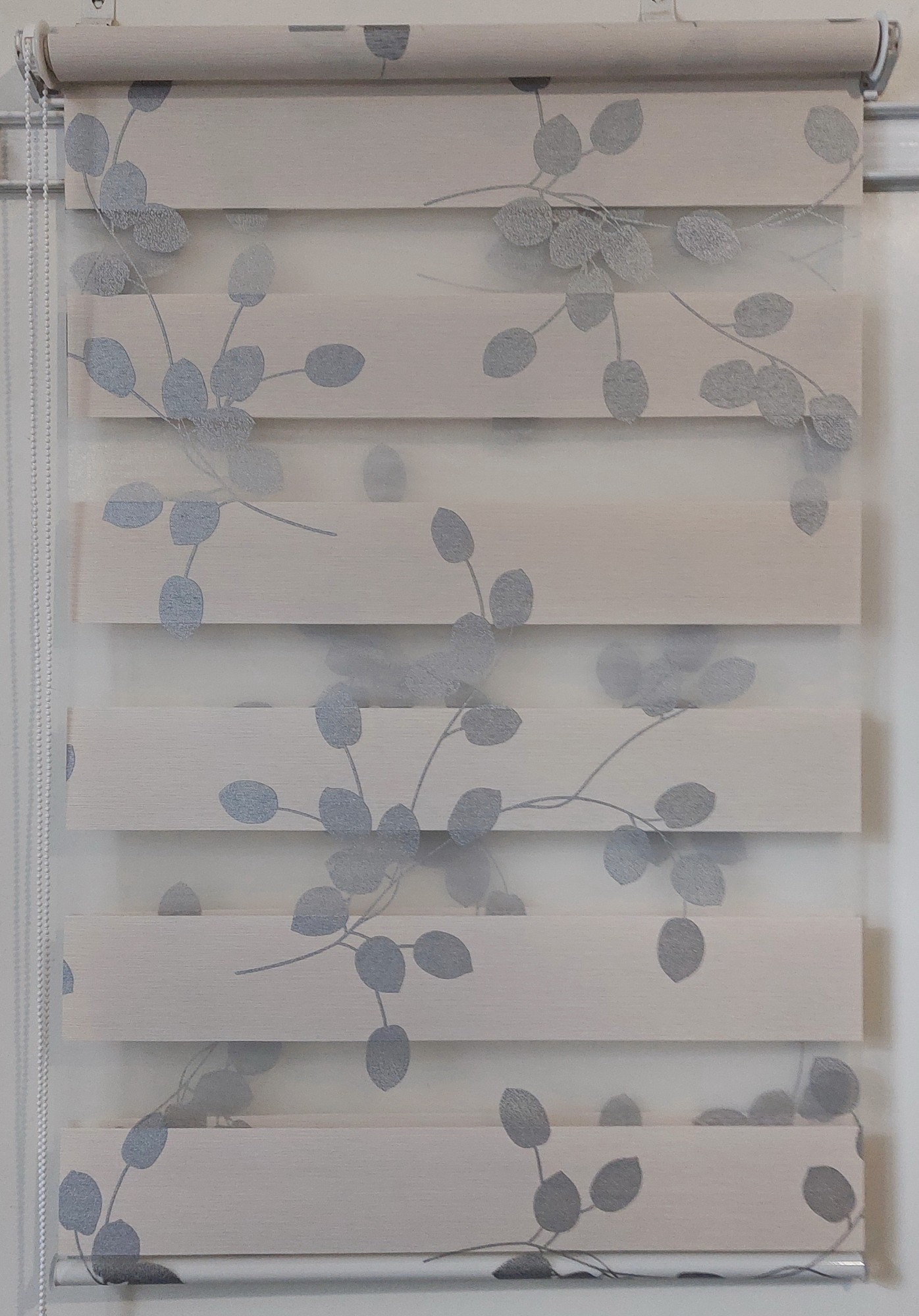 

Рулонная штора Miranda День-ночь ВН-155/1 50*130 см Кремовый