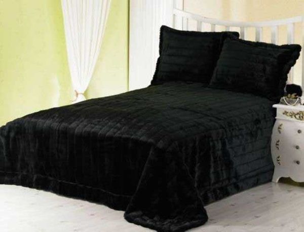 

Покрывало Le Vele Kurk Black 150x250 см