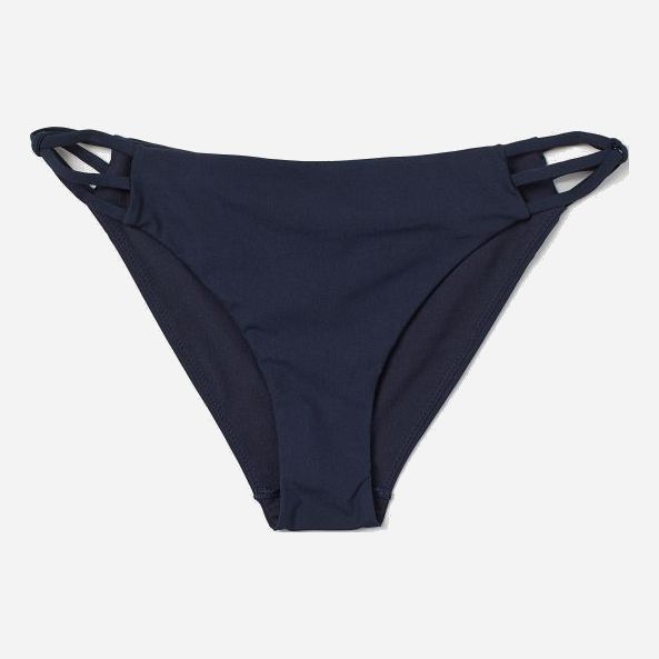 

Нижняя часть купальника H&M 0709300-7  Темно-синяя, Нижняя часть купальника H&M 0709300-7 40 Темно-синяя