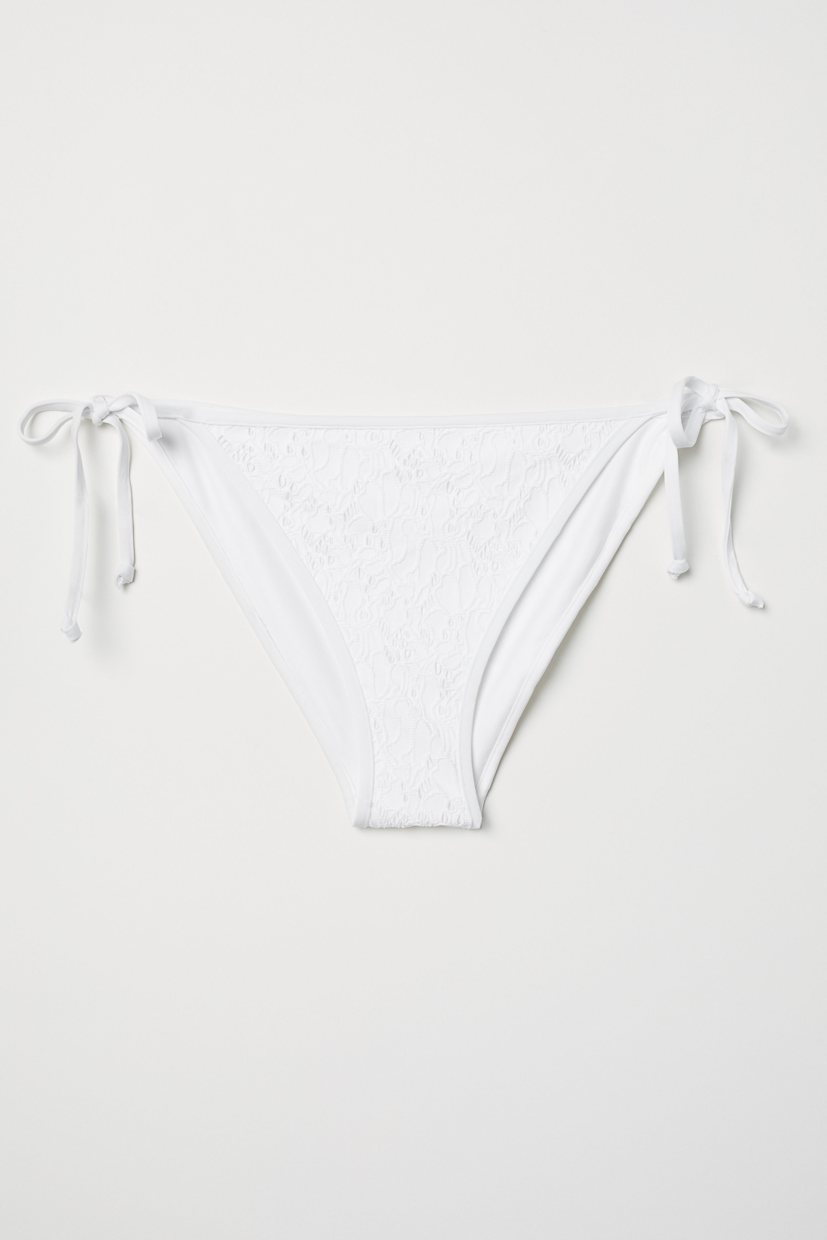 

Нижняя часть купальника H&M 0629772-8  Белая (СА2000001261637, Нижняя часть купальника H&M 0629772-8 44 Белая (СА2000001261637)
