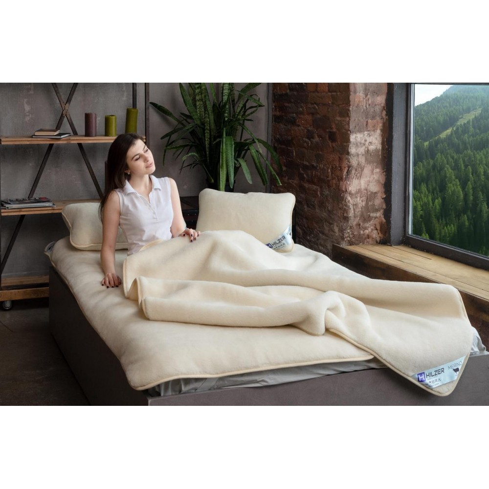 

Комплект постельного белья из шерсти мериноса Woolmark HILZER 1.5-спальный 160х200 см Шерсть/Сатин + Наматрасник + Подушка ( FB1114182750HZ)