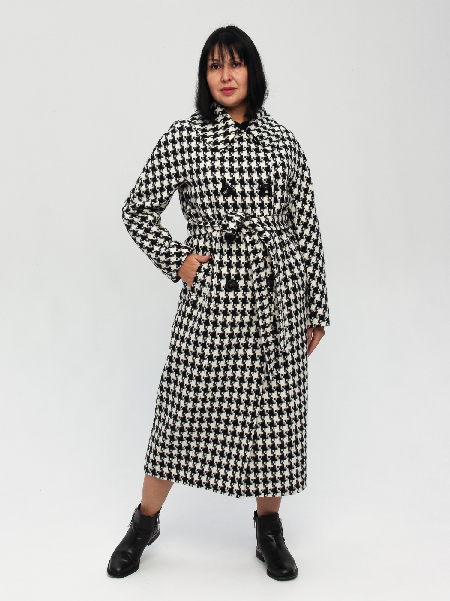 

Пальто двубортное утепленное гусиная лапка Искра - черно белое, Пальто двубортное утепленное гусиная лапка Искра L-XL черно белое