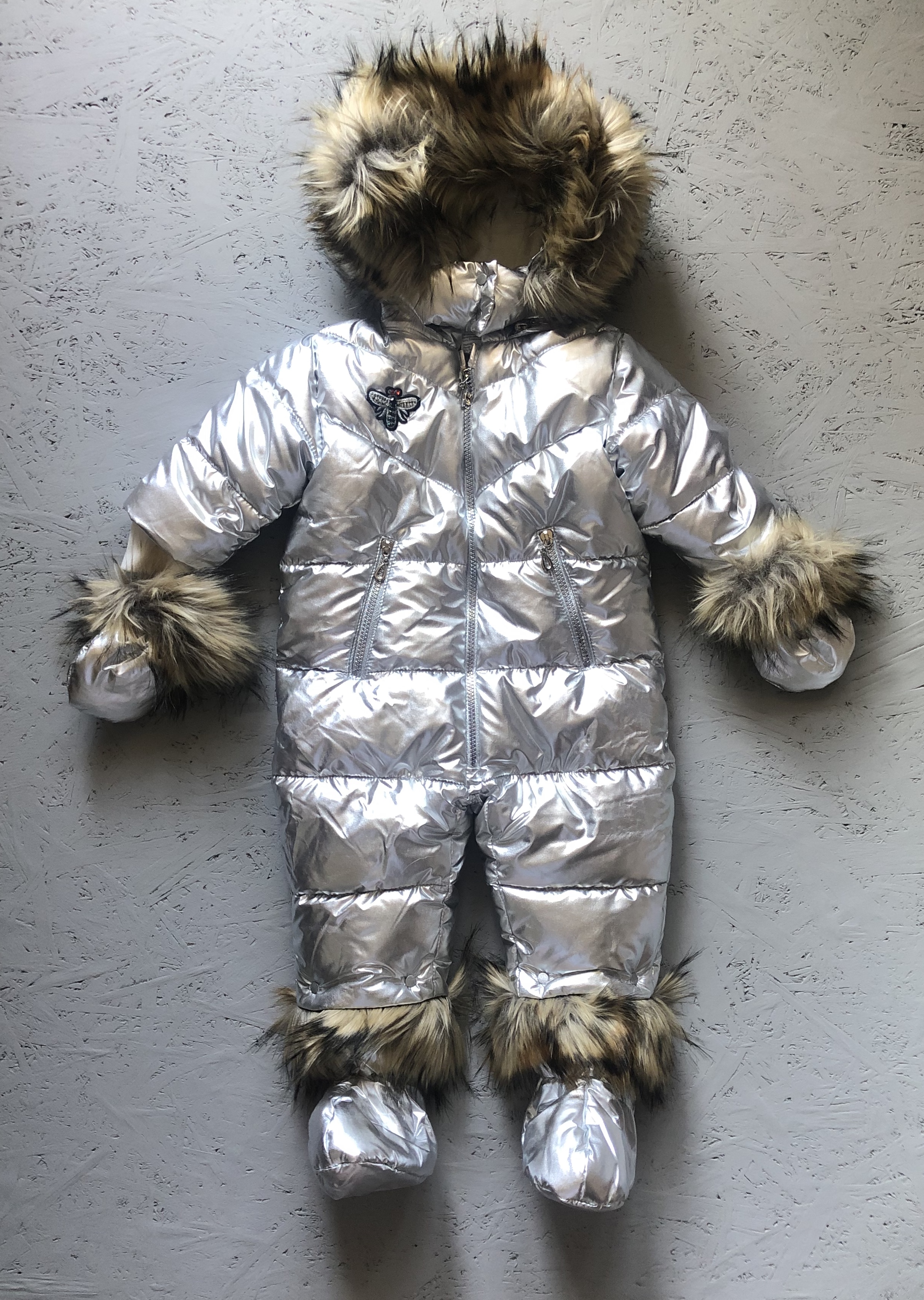 

Зимний комбинезон Mone M2 12-18M 80 см Серебристый (M2-12-18)