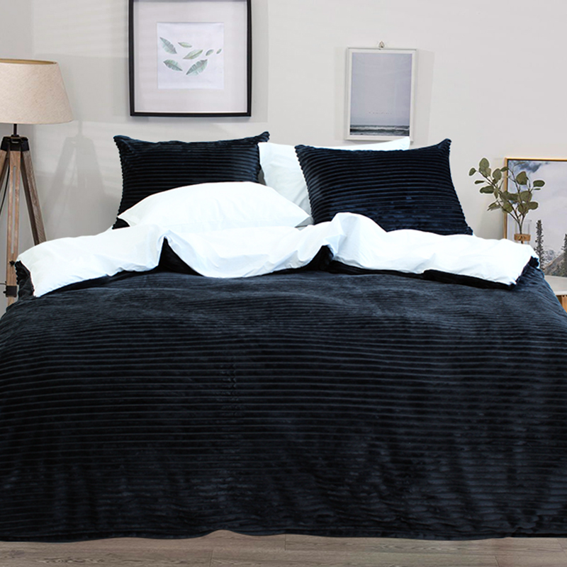 

Зимнее постельное белье TAG Wellsoft Black&white (Евро) Черный, Белый TAG ZL (evro)-38