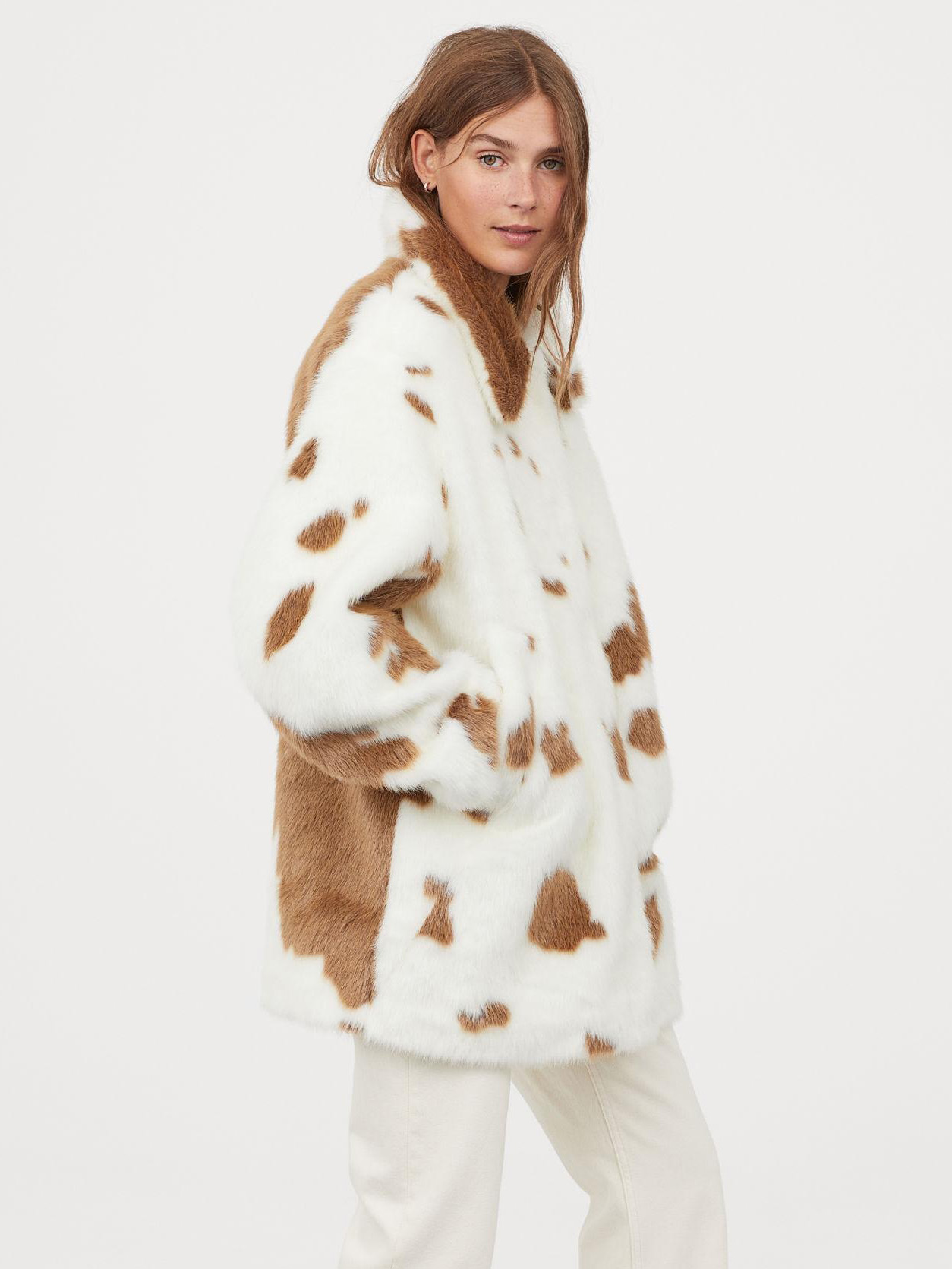 

Шуба H&M XAZ168278RWGH M Белая с коричневым