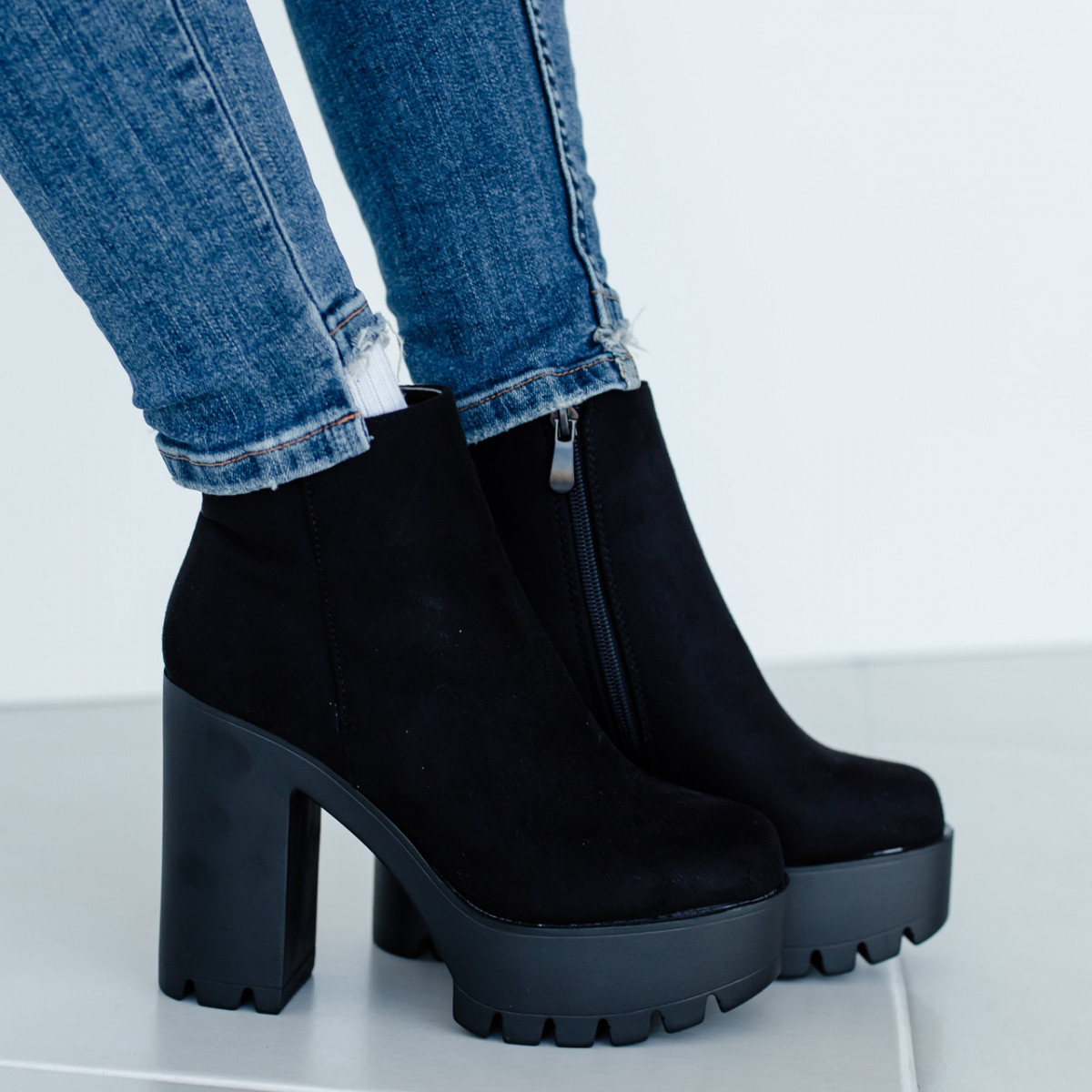 

Ботильоны женские Fashion Miya 3336 35 размер 23 см Черный