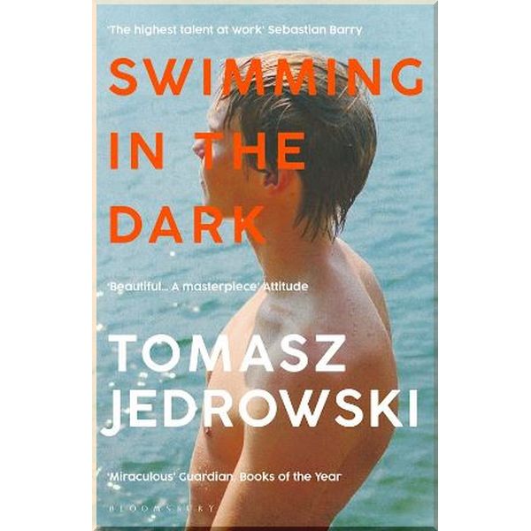 

Swimming in the Dark. Tomasz Jedrowski. ISBN:9781526604989