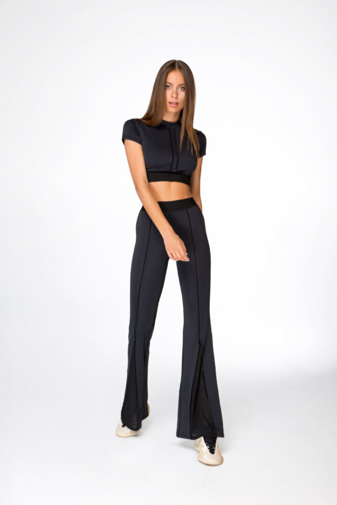 

Женский спортивный комплект (Леггинсы и Топ) Designed for Fitness Ava Black  черный, Женский спортивный комплект (Леггинсы и Топ) Designed for Fitness Ava Black L черный