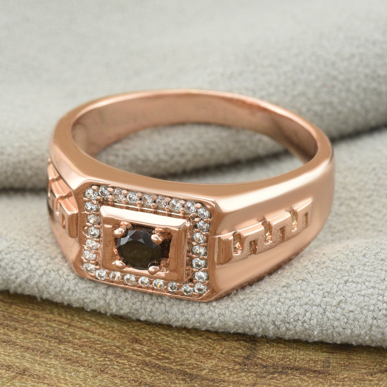 

Печатка Xuping 11597 ширина 11 мм чёрный фианит позолота РО20