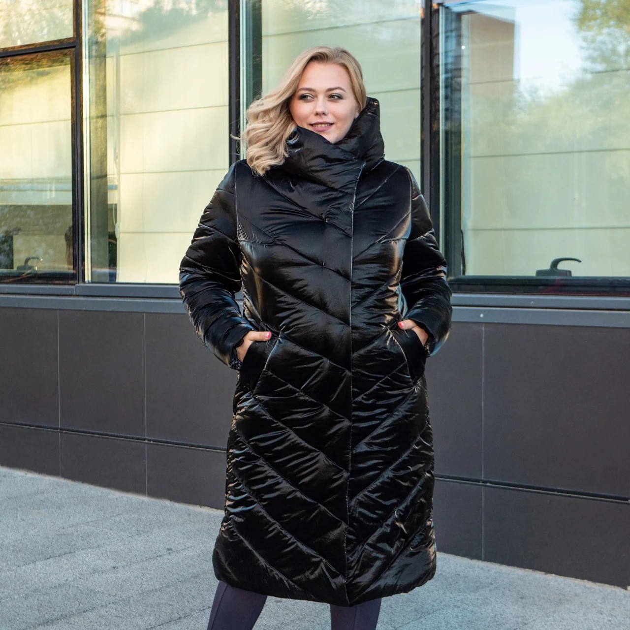 

Зимняя женская куртка большого размера UF-Fashion Шарлотта-sk  черный, Зимняя женская куртка большого размера UF-Fashion Шарлотта-sk 52 черный