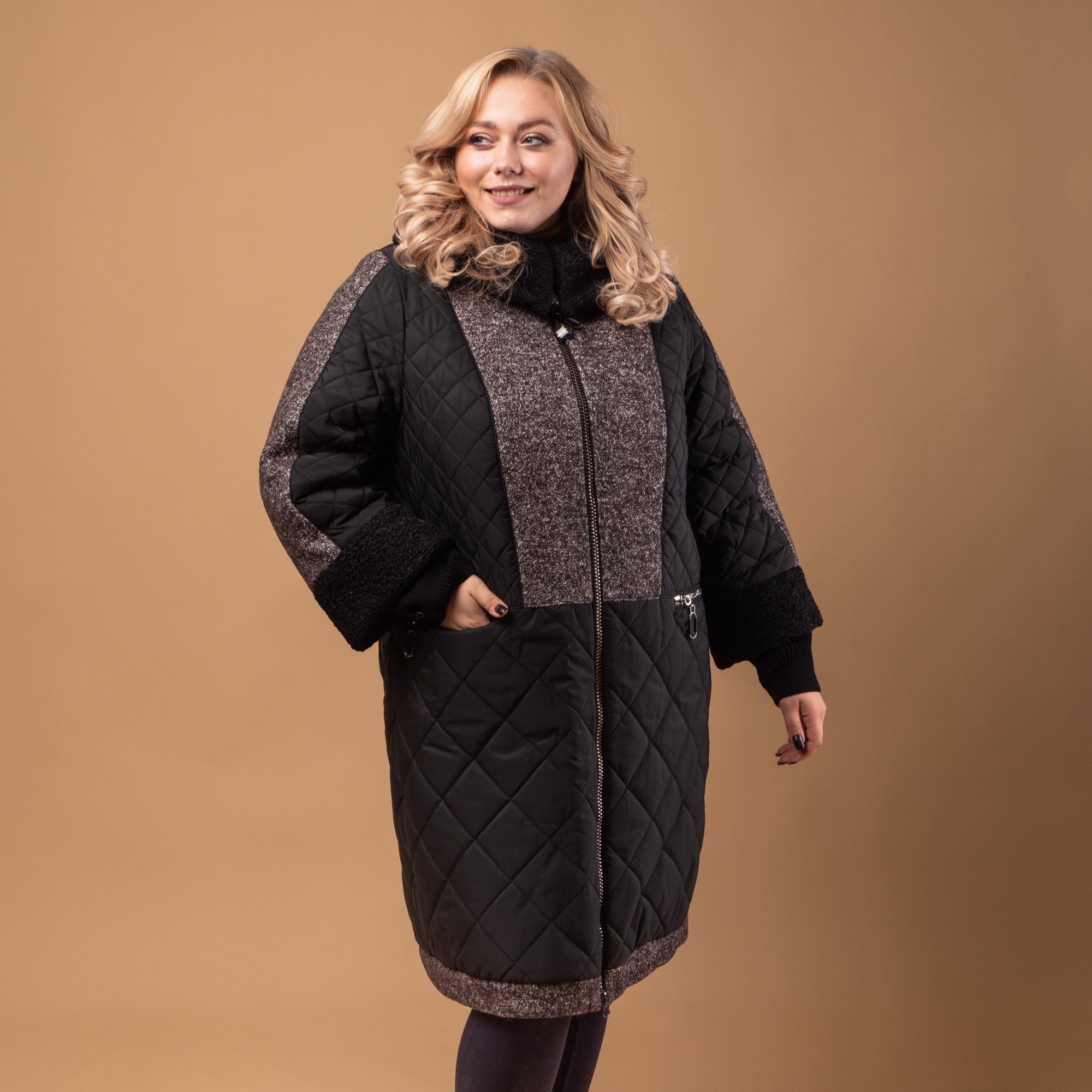 

Зимняя женская куртка большого размера UF-Fashion 663-r 58 темно-синій