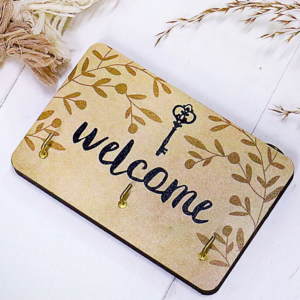 

Ключниця настінна маленька, 10х15 см Welcome
