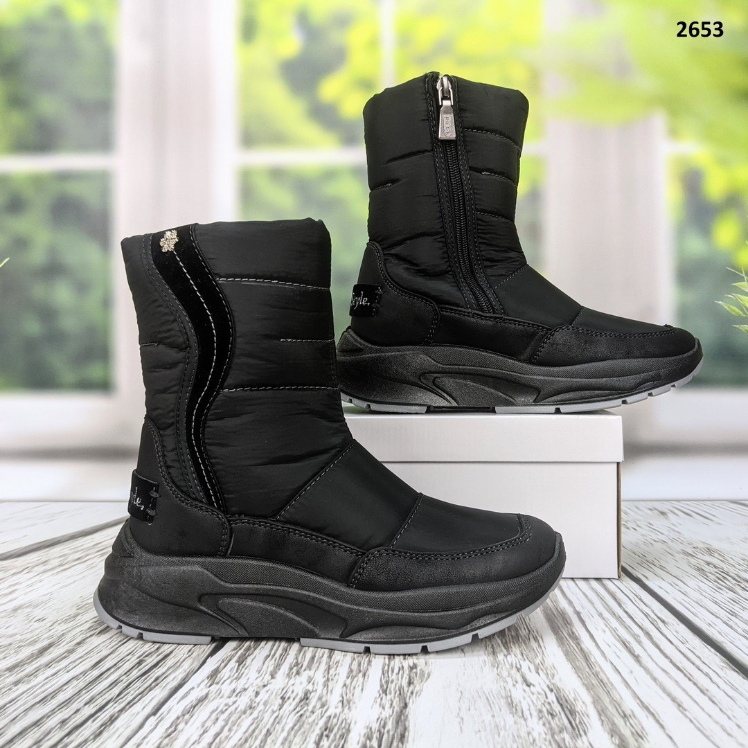 

Женские дутики Dago Style черного цвета на молнии 37р (23,5 см) 2653