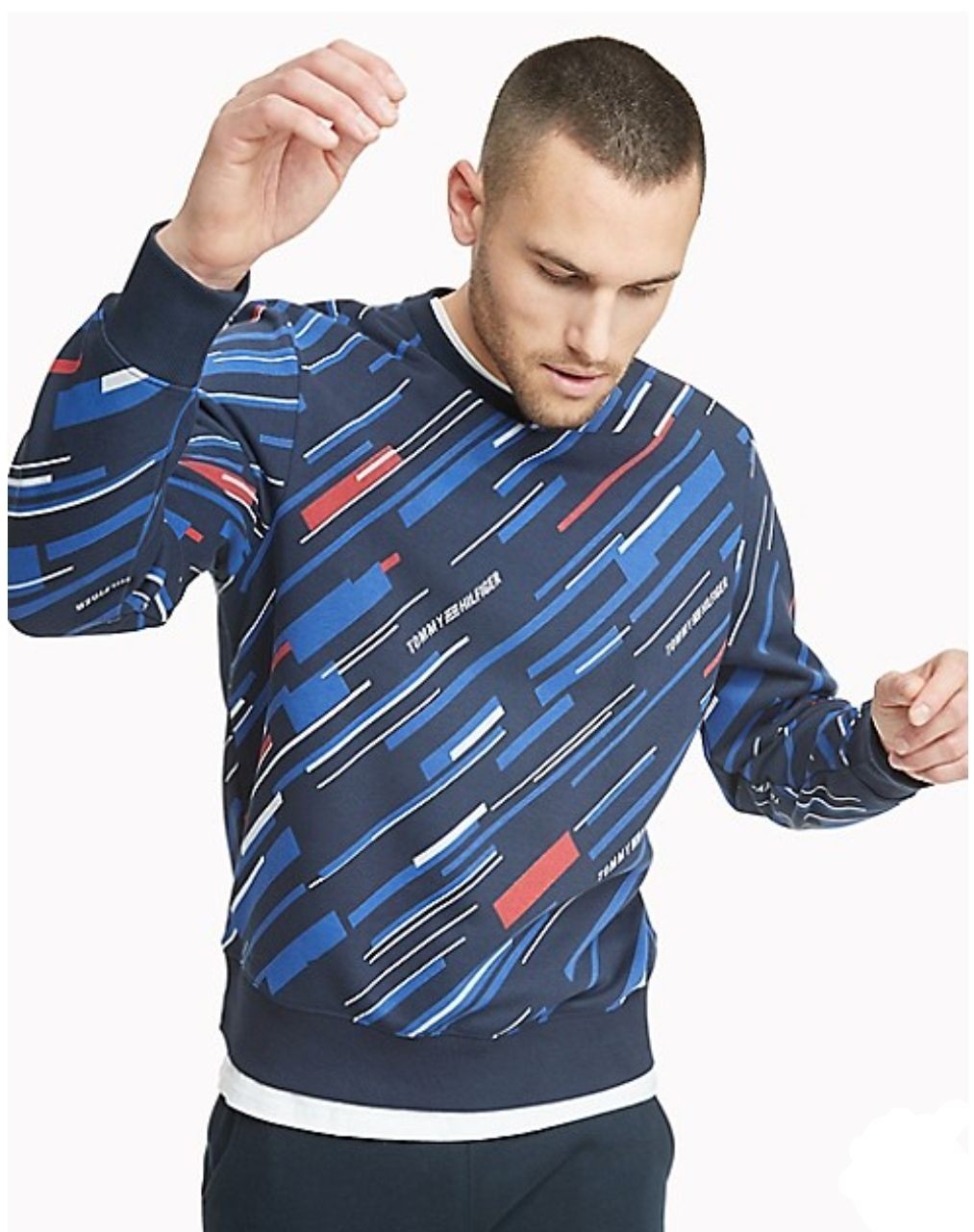 

Мужской свитшот Tommy Hilfiger с длинным рукавом, синий с черным+красный, 78E6689-416, размер, Мужской свитшот Tommy Hilfiger с длинным рукавом, синий с черным+красный, 78E6689-416, размер M.