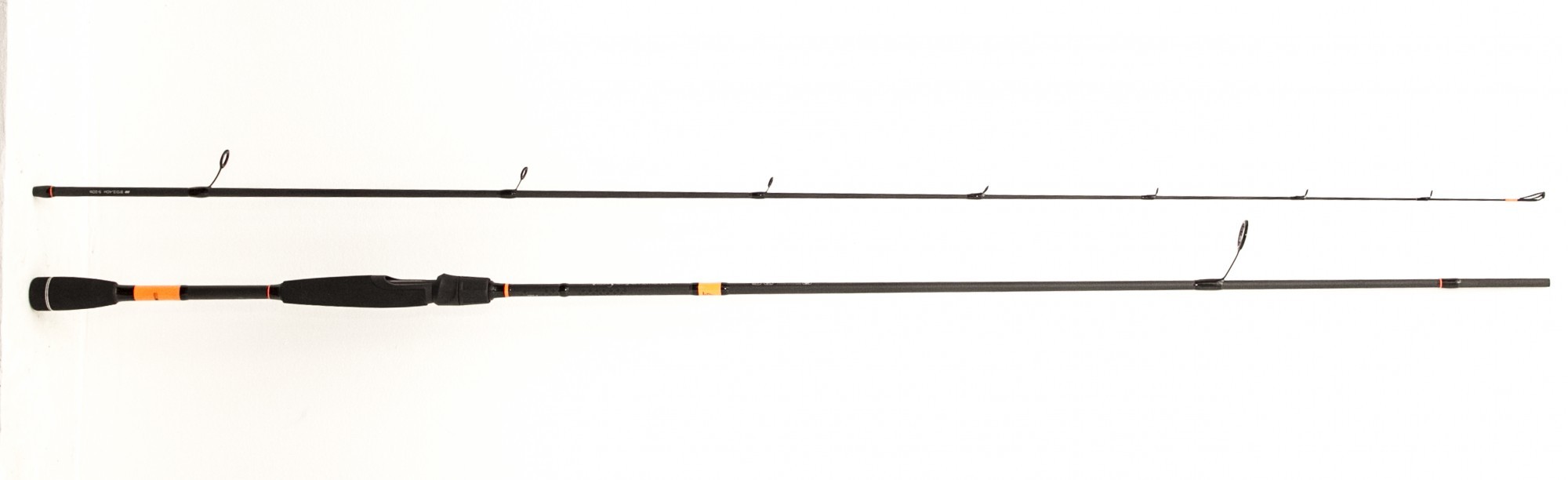 

Спиннинг Siweida EXTREMA 5-20g 2.10m 2287570\7'