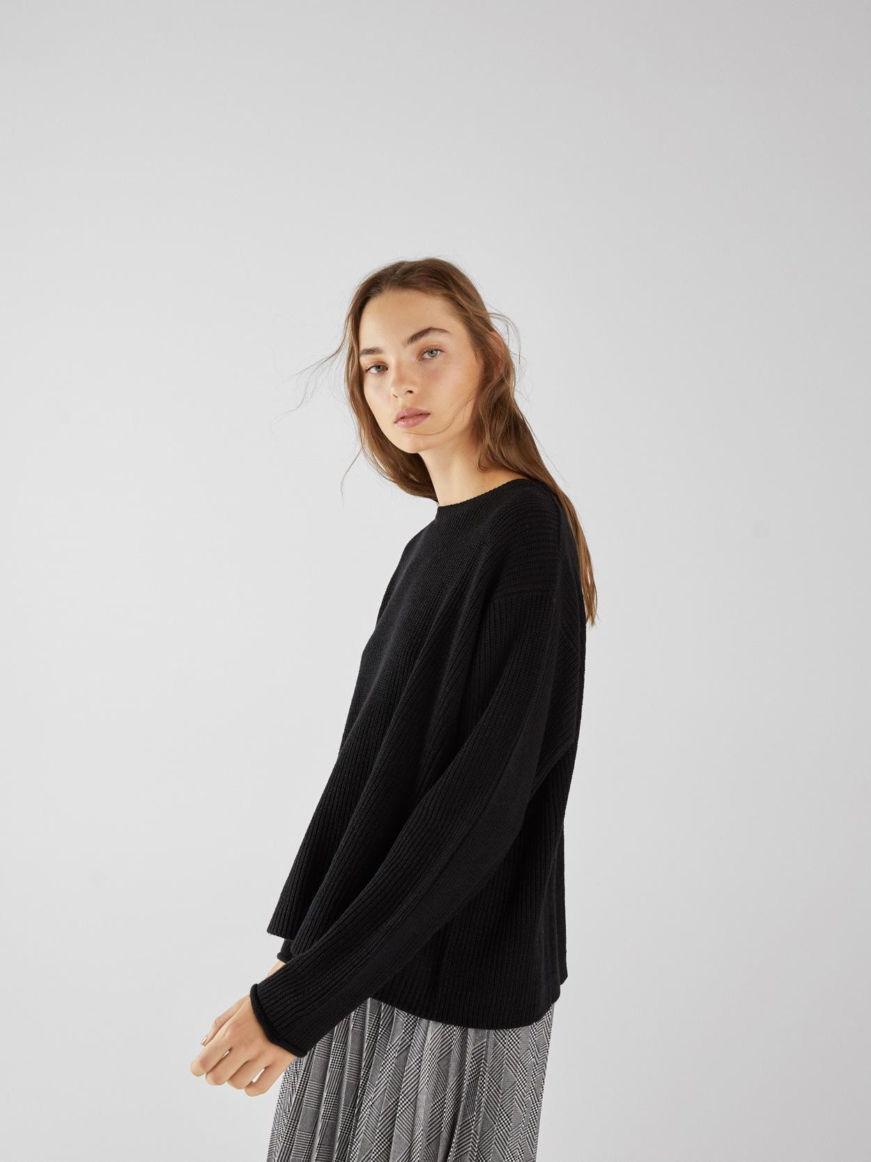 

Джемпер Bershka XAZ148506KFNH  Черный, Джемпер Bershka XAZ148506KFNH L Черный