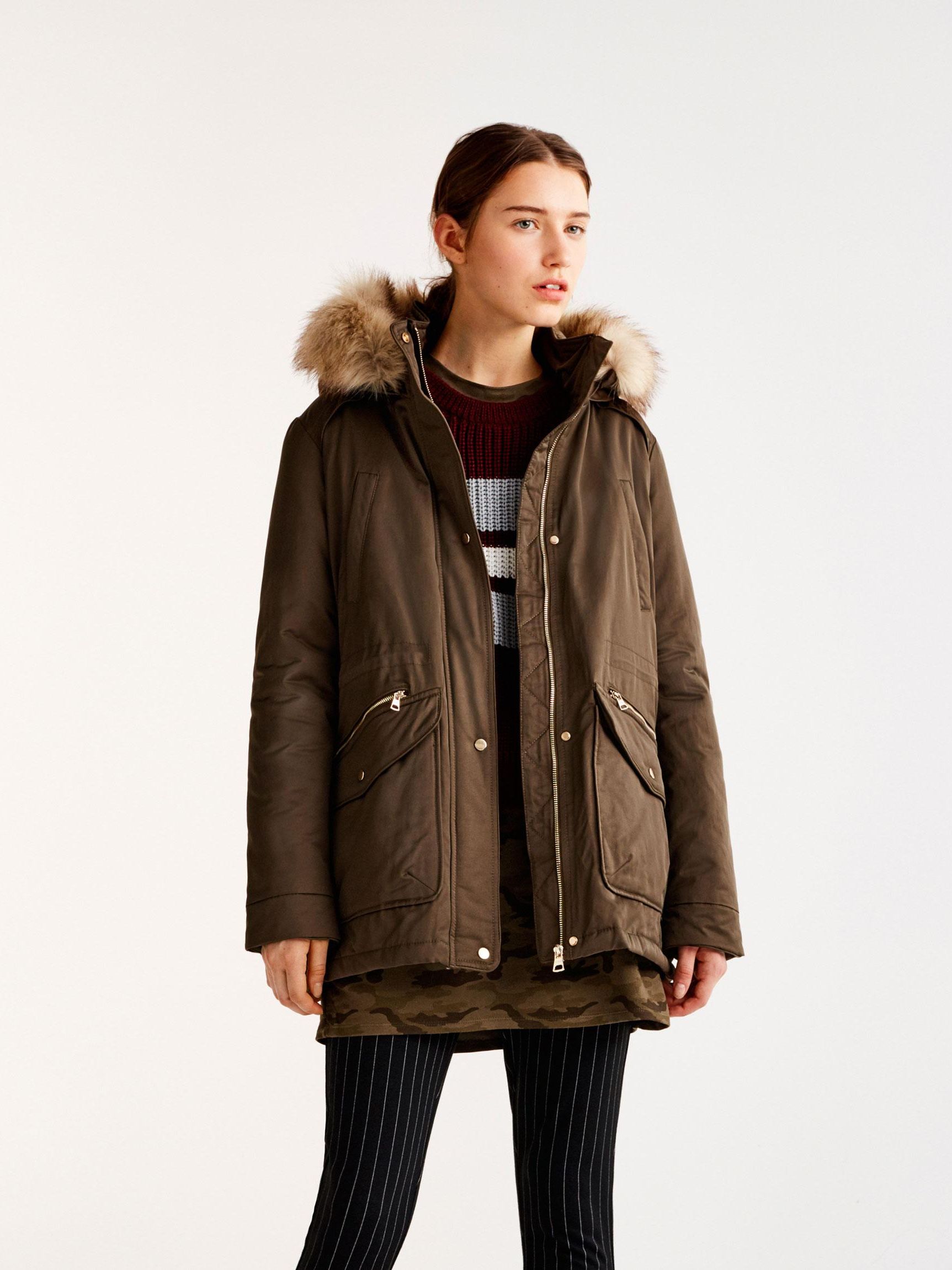 

Парка Pull & Bear XAZ221513VZJQ  Болотная, Парка Pull & Bear XAZ221513VZJQ S Болотная