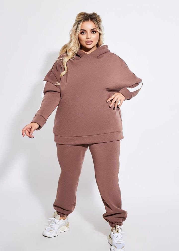 

Спортивный костюм на флисе с oversize кофтой Фабрика Моды  Капучино X14260, Спортивный костюм на флисе с oversize кофтой Фабрика Моды 48-50 Капучино X14260