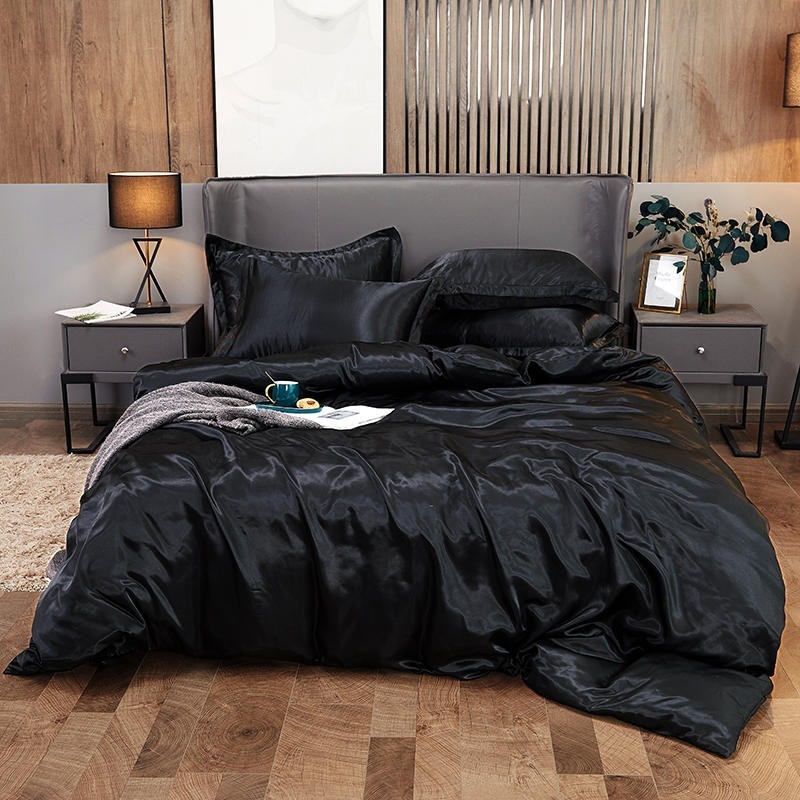 

Комплект постельного белья Sirelis Silk UY1109 натуральный шелк евро черный