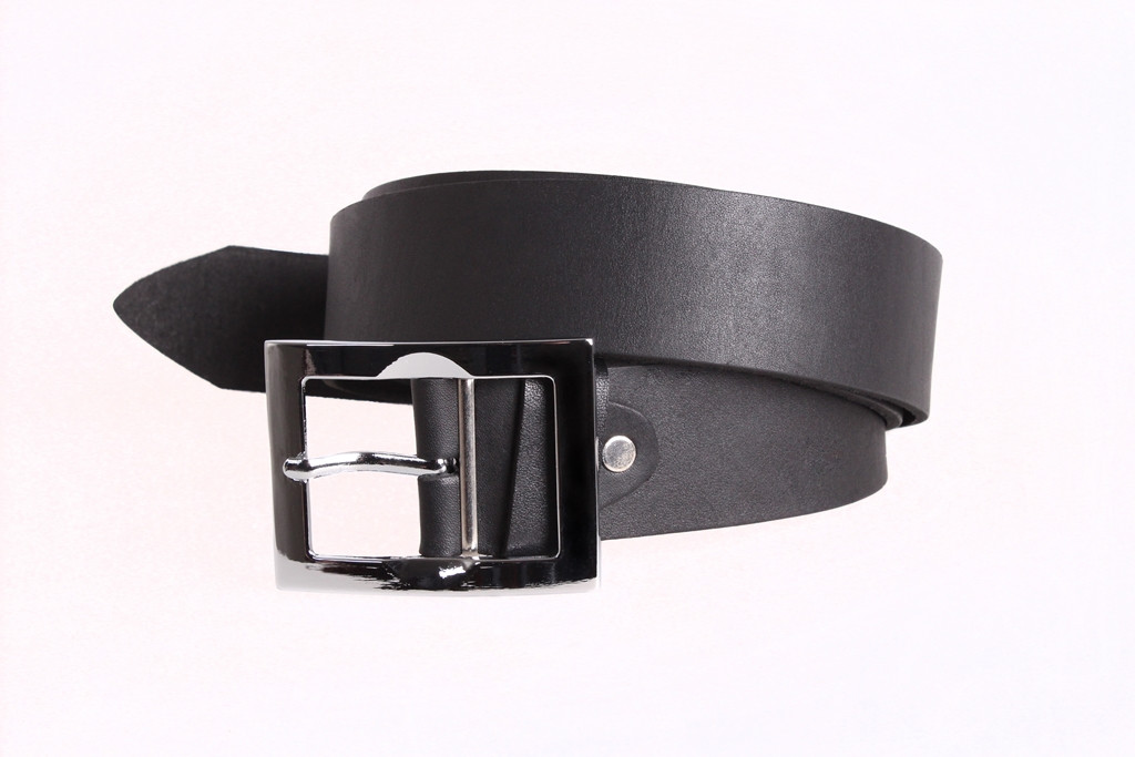 

Мужской ремень со стильной пряжкой D-Belts S0253 черный (130 см х 4 см)