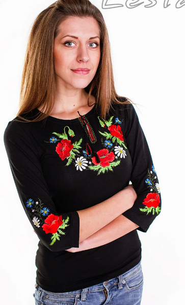 

Жіноча вишиванка Lesia Маки червоні розмір S на чорному 9112102144