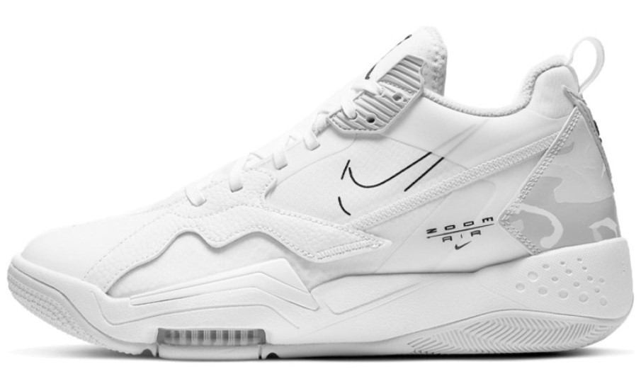 

Кроссовки Air Jordan Zoom 92 Размер 44.5 (28.5 см) DC9037-100 Белые